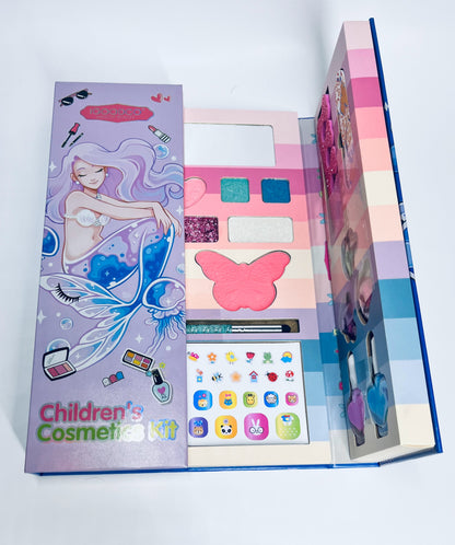 Kosmetikos rinkinys: šešėliai, plaukų gumelės, nagų lipdukai, lakai ir apyrankės